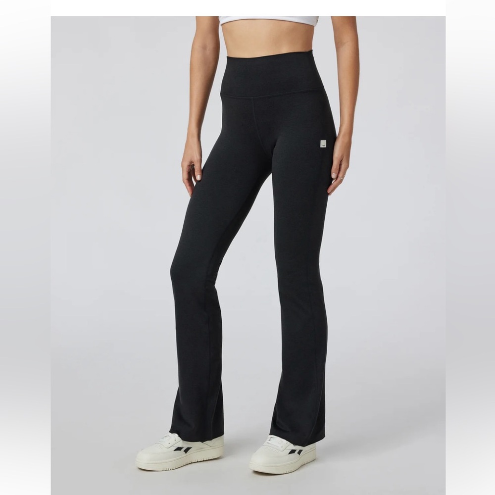 Vuori halo slim flare in small